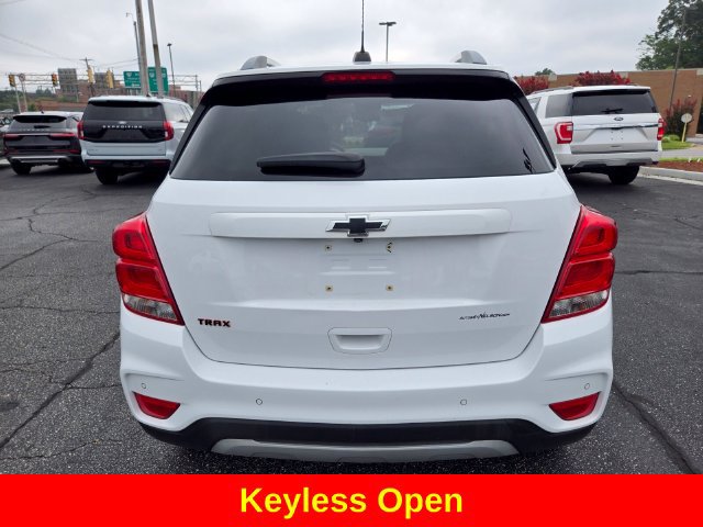 Used 2020 Chevrolet Trax LT w/ Redline Edition FWD image 8