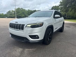 Used 2020 Jeep Cherokee Latitude Plus FWD video 1