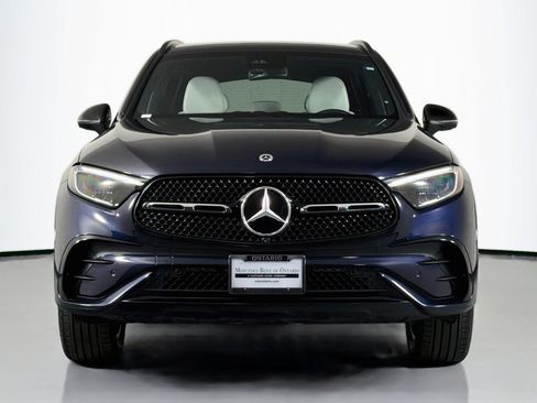 Used 2023 Mercedes-Benz GLC 300 4MATIC image 2