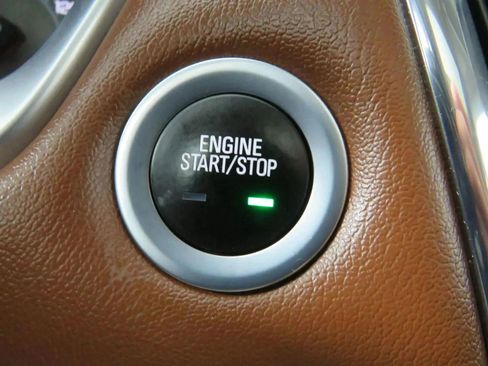 Used 2018 Chevrolet Traverse High Country image 18