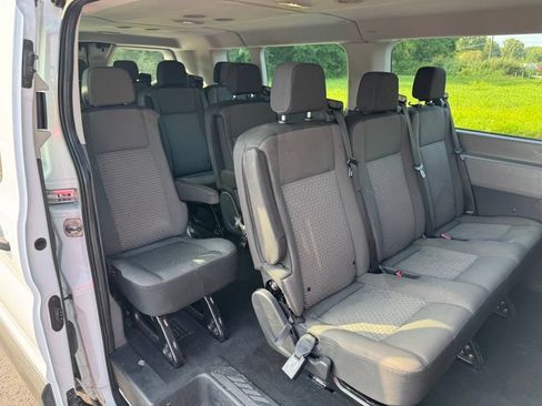 Used 2024 Ford Transit 350 XLT RWD image 12