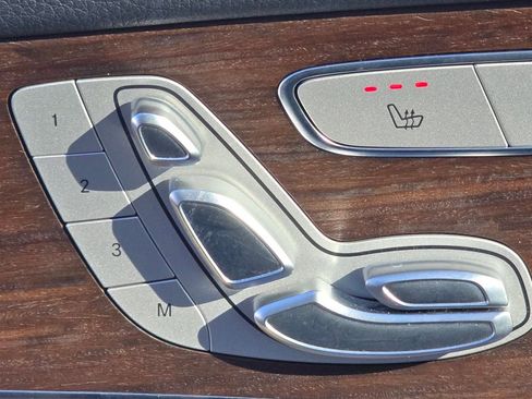 Certified 2022 Mercedes-Benz GLC 300 GLC 300 image 6