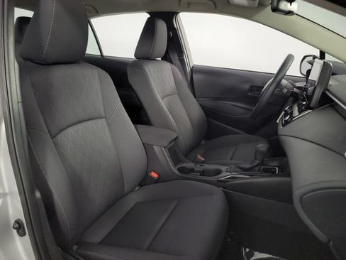 Used 2025 Toyota Corolla LE FWD image 14
