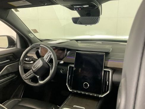 Used 2025 GMC Acadia Denali w/ Super Cruise Package AWD/4WD image 32