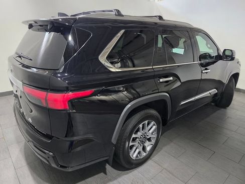 Used 2025 Toyota Sequoia 1794 Edition w/ Tow Technology Package AWD/4WD image 5