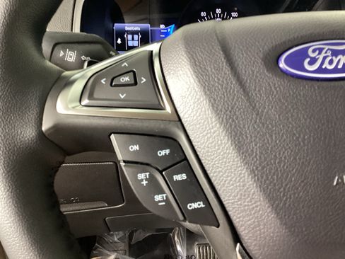 Used 2024 Ford Edge SEL w/ Convenience Package AWD/4WD image 22