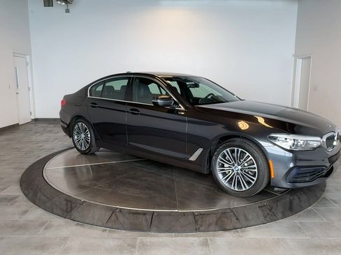 Used 2019 BMW 530i xDrive w/ Convenience Package AWD/4WD image 2