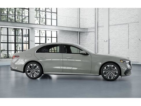New 2026 Mercedes-Benz E 450 4MATIC Sedan image 15