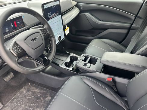 New 2026 Ford Mustang Mach-E Select w/ Interior Protection Package RWD image 9