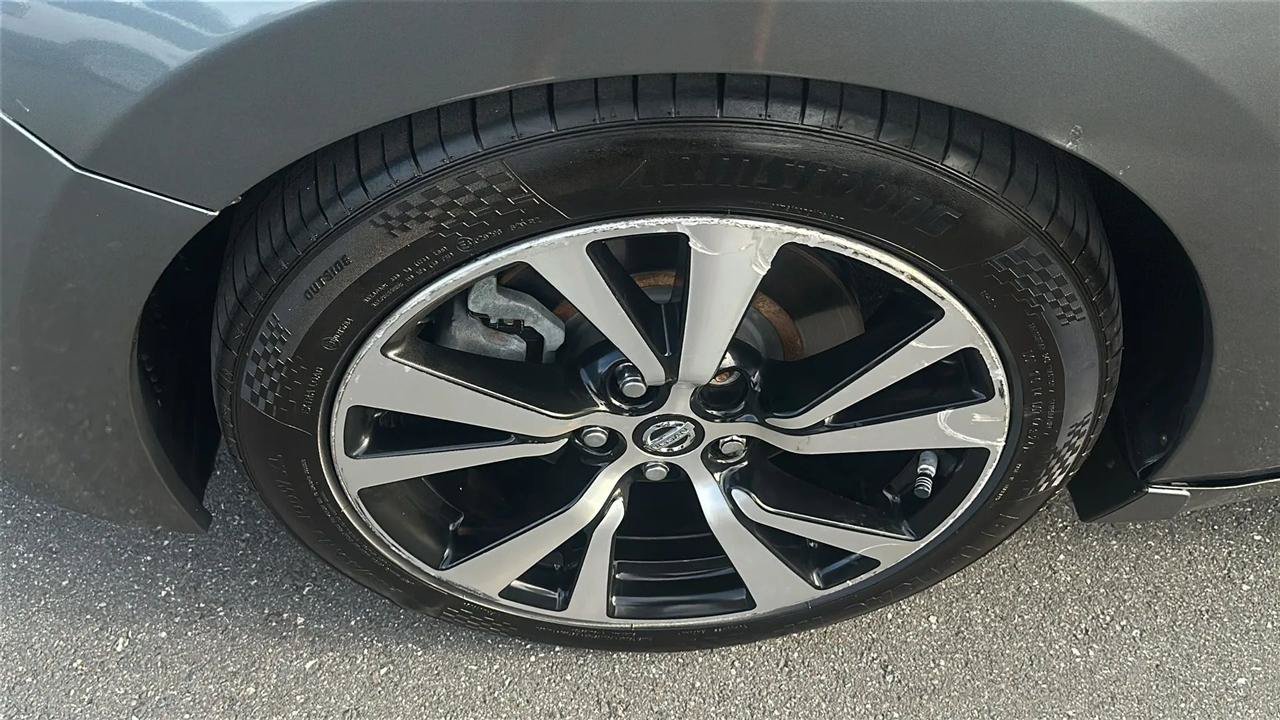 Used 2016 Nissan Maxima 3.5 SL FWD image 46