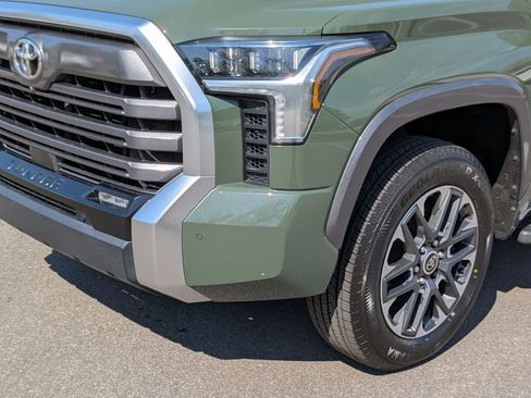 Used 2022 Toyota Tundra Limited AWD/4WD image 9