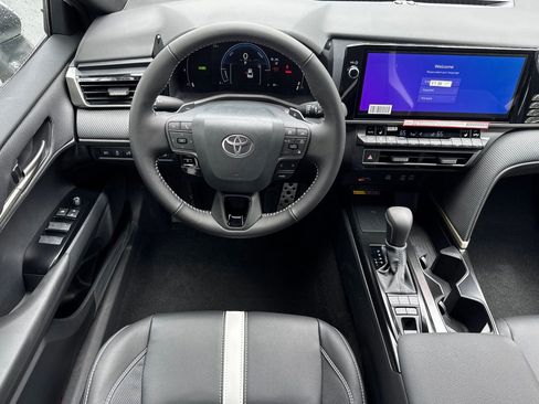 New 2026 Toyota Camry SE FWD image 16