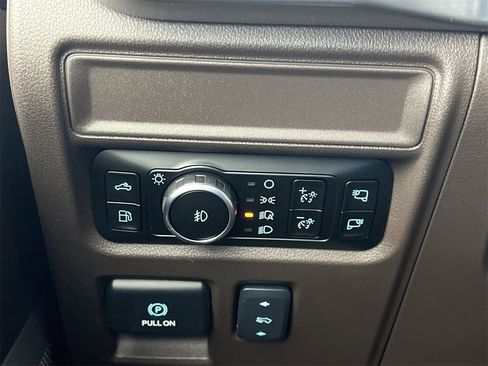 New 2025 Ford F150 King Ranch w/ FX4 Off-Road Package image 18