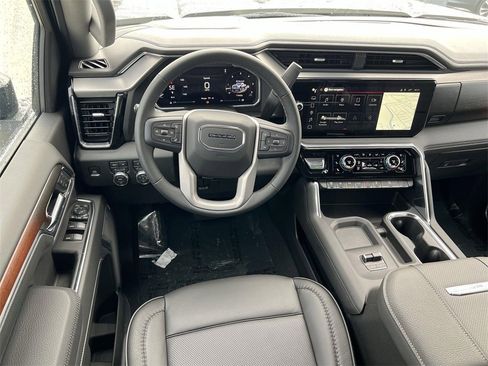 New 2026 GMC Sierra 3500 Denali image 11