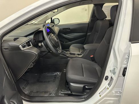 Used 2023 Toyota Corolla LE image 22