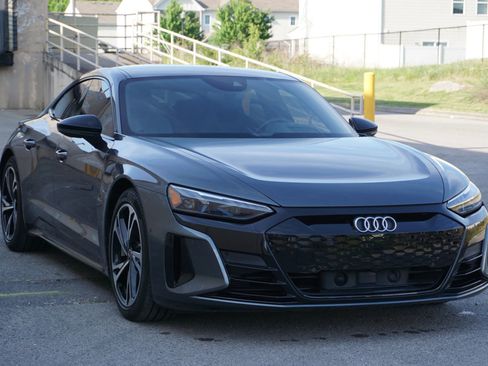 Used 2022 Audi e-tron GT Prestige w/ Prestige Package AWD/4WD image 4