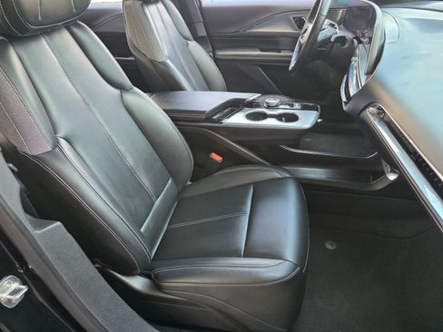 Used 2024 Cadillac Lyriq Tech RWD image 29