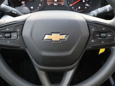 New 2026 Chevrolet Trax LS image 10