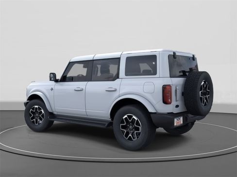 New 2025 Ford Bronco Outer Banks image 4
