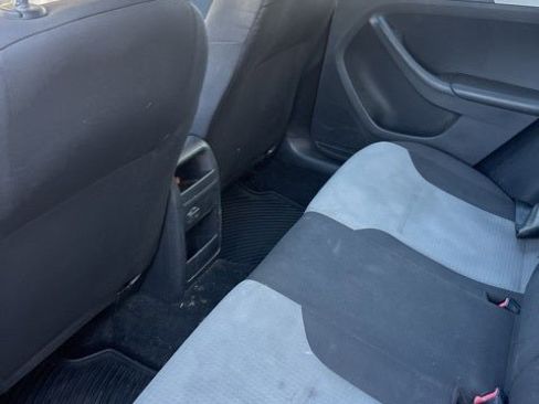 Used 2017 Volkswagen Jetta S image 26