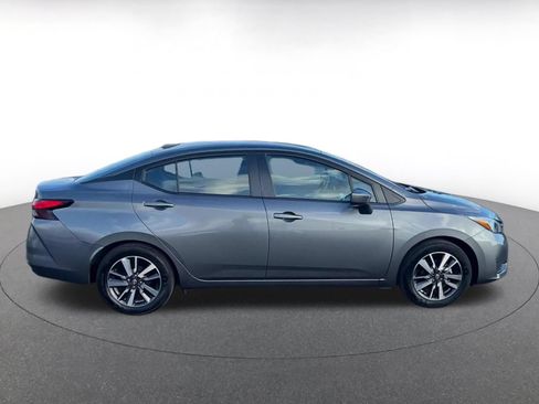 Used 2025 Nissan Versa SV FWD image 15