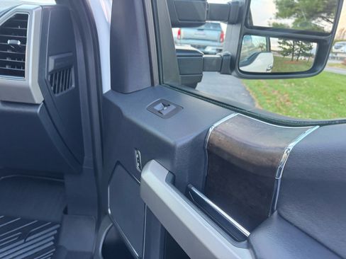 Used 2022 Ford F450 Lariat w/ Lariat Ultimate Package image 42