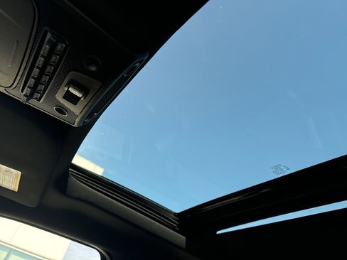 Used 2018 Ford F150 Raptor w/ Equipment Group 802A Luxury image 15