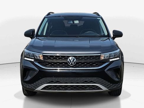 Used 2022 Volkswagen Taos S image 11