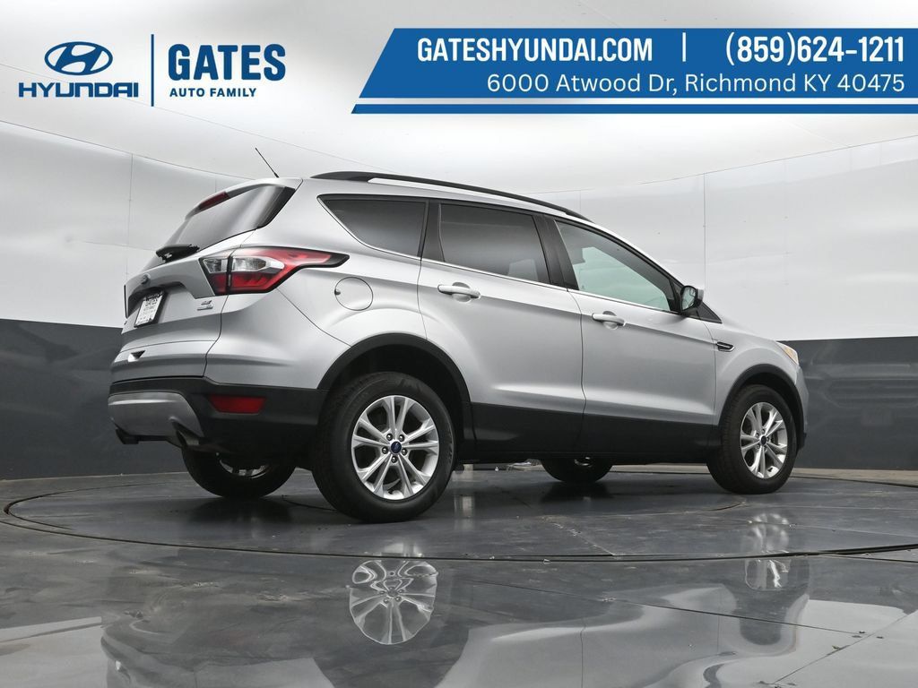 Used 2018 Ford Escape SE AWD/4WD image 35
