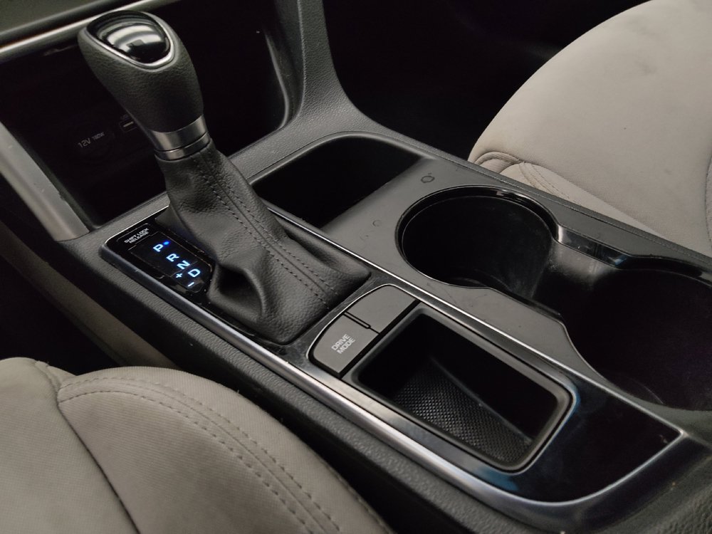 Used 2015 Hyundai Sonata SE w/ Option Group 02 FWD image 26