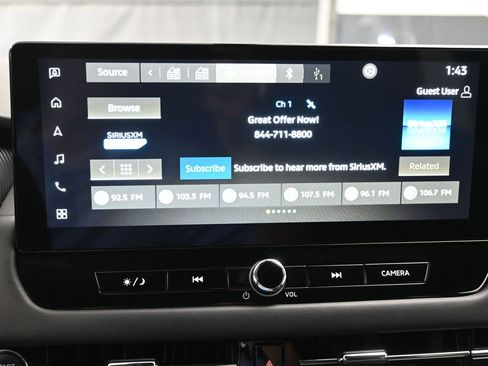 Used 2025 Mitsubishi Outlander AWD image 17