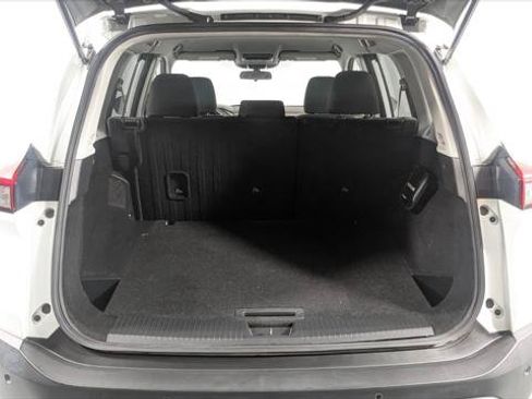 Used 2022 Nissan Rogue SV FWD image 18