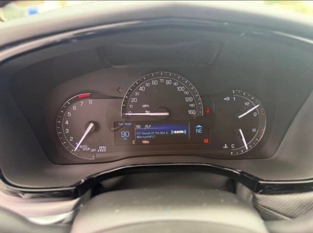 Used 2017 Cadillac XT5 Luxury FWD image 12