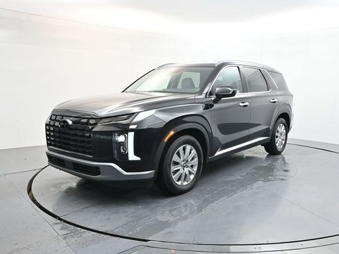 Used 2025 Hyundai Palisade SEL FWD image 3