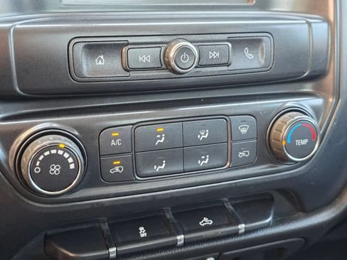Used 2018 Chevrolet Silverado 2500 W/T AWD/4WD image 22