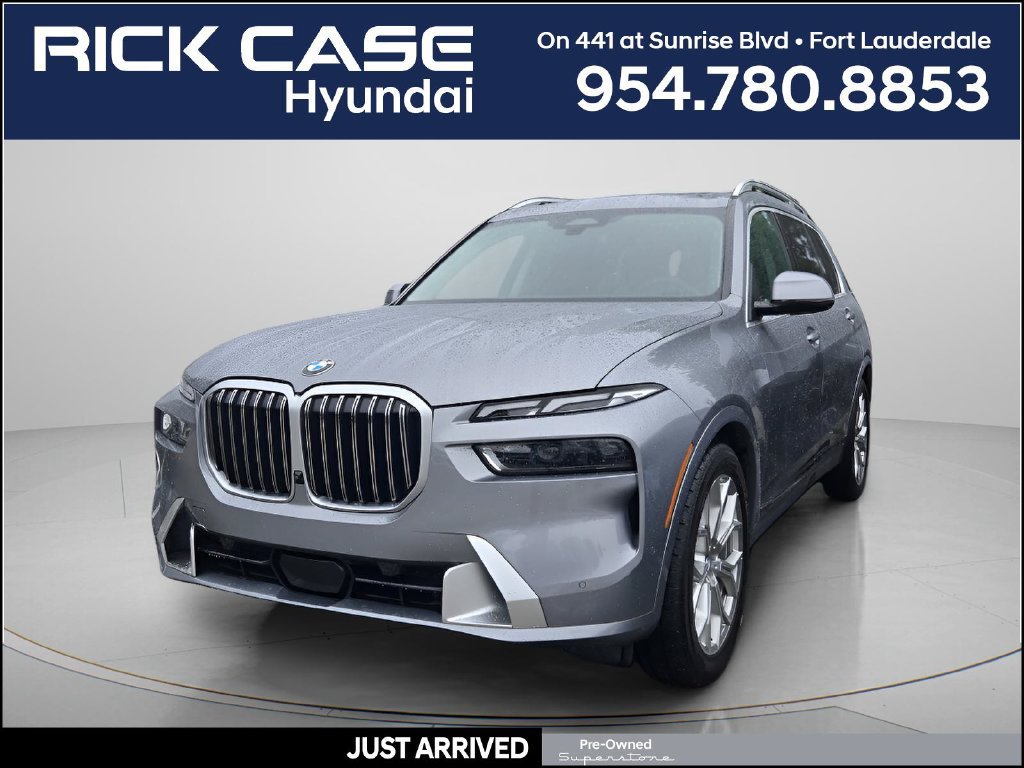 Used 2025 BMW X7 xDrive40i AWD/4WD image 1