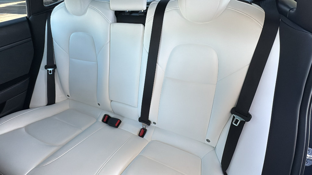 Used 2023 Tesla Model 3 Standard Range RWD image 22