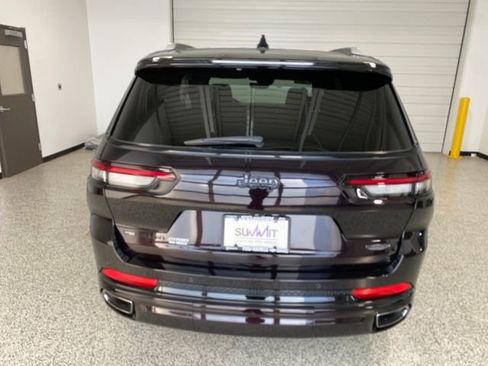 Used 2023 Jeep Grand Cherokee L Summit w/ High Altitude Package image 24