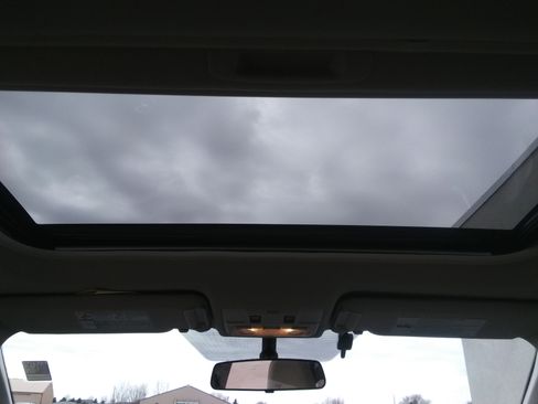 Used 2015 Toyota RAV4 XLE image 10