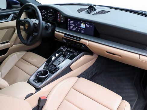 Used 2021 Porsche 911 Carrera RWD image 20