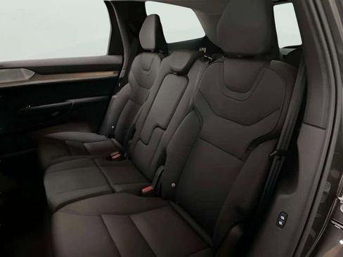 Used 2025 Volvo EX90 Ultra AWD/4WD image 61