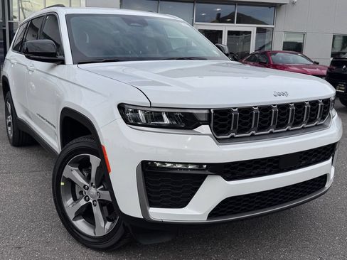 New 2026 Jeep Grand Cherokee L Limited AWD/4WD image 1