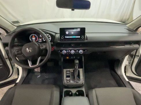 Certified 2025 Honda CR-V EX image 25