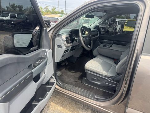 Used 2023 Ford F150 XLT AWD/4WD image 10
