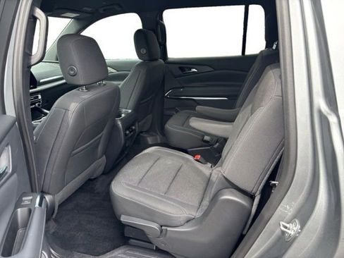 Used 2024 Chevrolet Traverse LT w/ LPO, Floor Liner Package AWD/4WD image 12