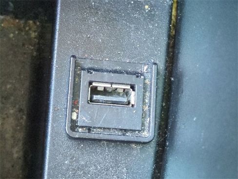 Used 2017 Nissan Armada SV image 20