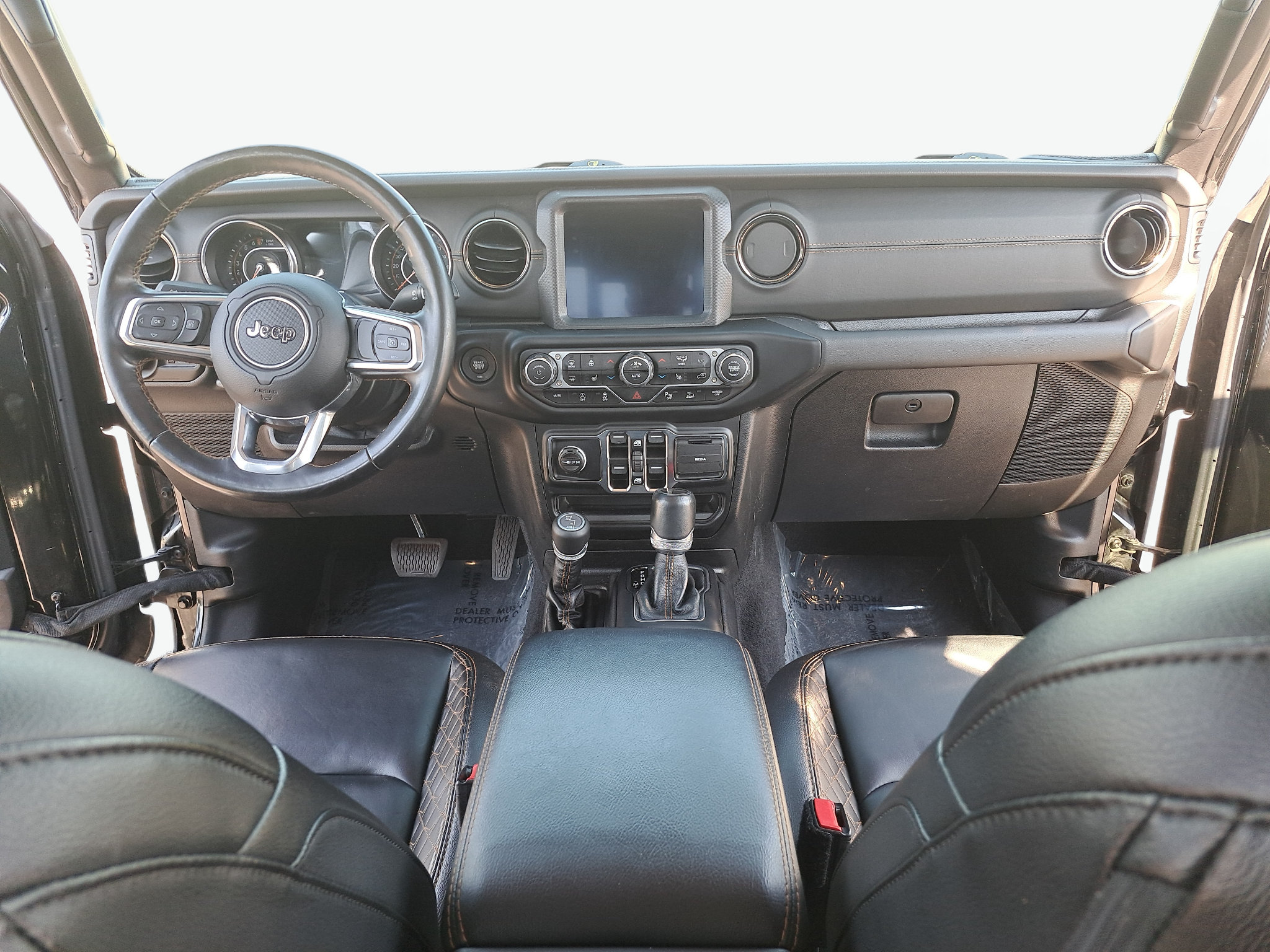 Certified 2021 Jeep Gladiator Overland AWD/4WD image 10