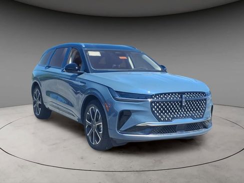 New 2026 Lincoln Nautilus Reserve AWD/4WD image 14