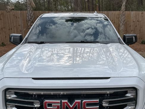 Used 2021 GMC Sierra 1500 AT4 w/ AT4 Premium Package image 17