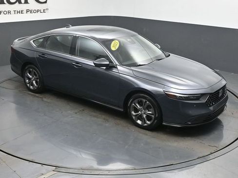 Used 2023 Honda Accord EX-L image 46